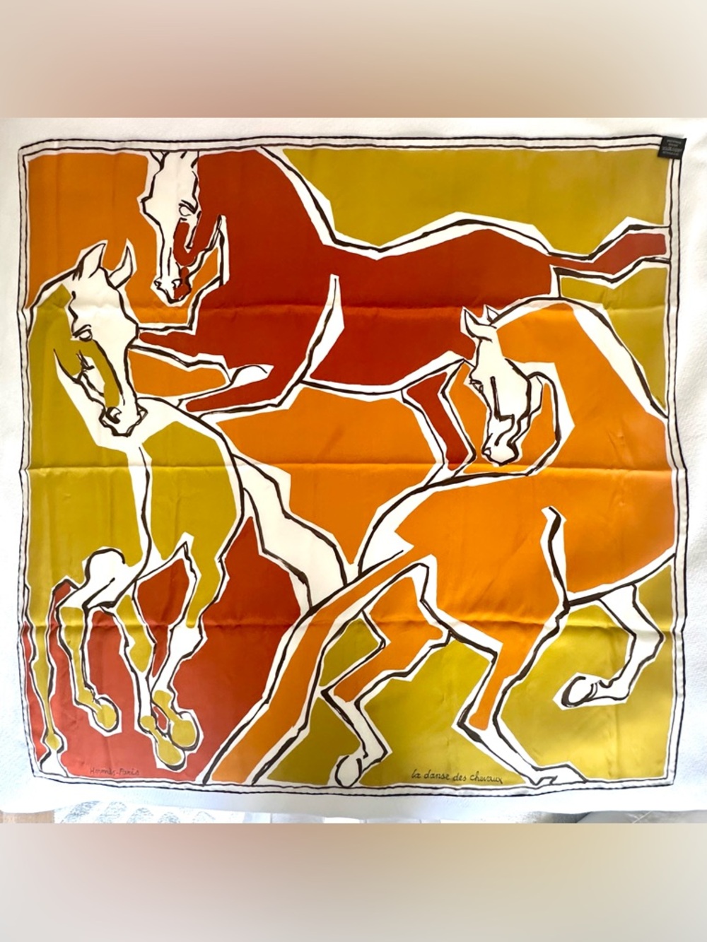 Hermes La Danse des Chevaux Double Face 90 cm Scarf - Like New - Picture 7 of 16